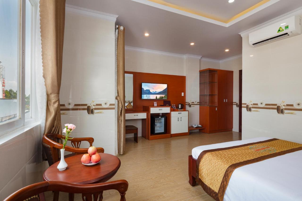 Phuc Ngoc Hotel Rạch Giá Exterior foto